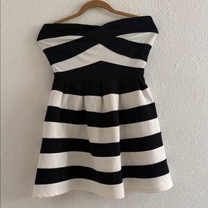 Cals Strapless Black and White Dress